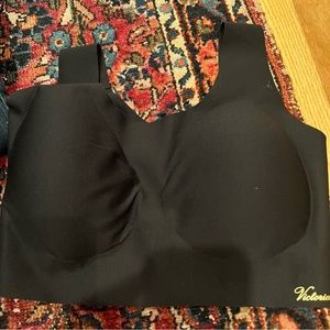 Victoria’s Secret bra L-XXL